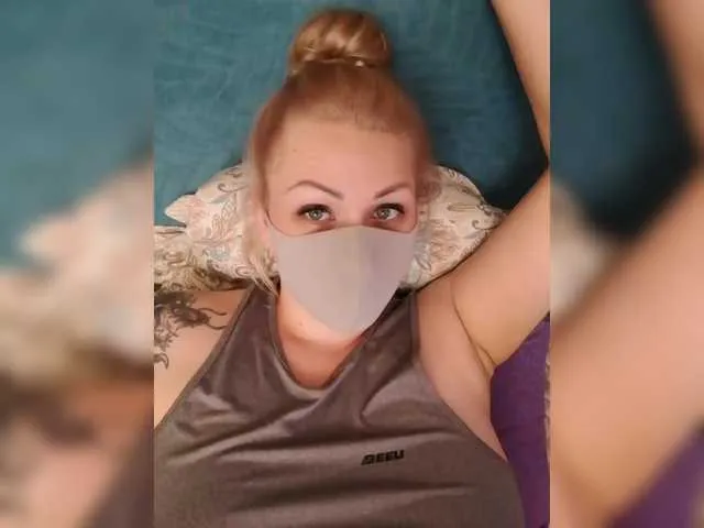 SavannaCarter – webcam model profile photo Image 2