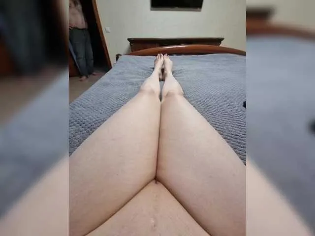 IsabellaUmber – webcam model profile photo Image 4