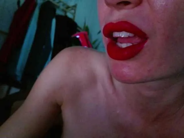 NatashaCeratti – webcam model profile photo Image 3