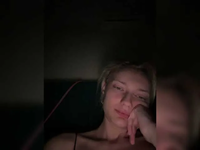-Angelina1- Image 6