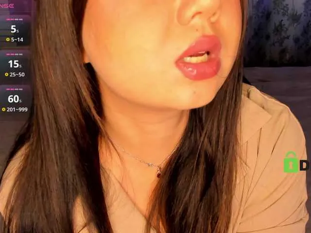 Kenzie – webcam model profile photo Image 13