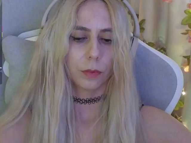 oh_nina – webcam model profile photo Image 15