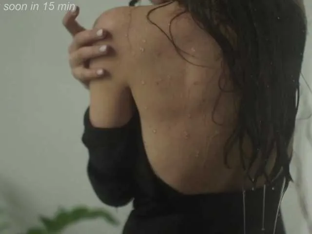 ChloeWills – webcam model profile photo Image 16