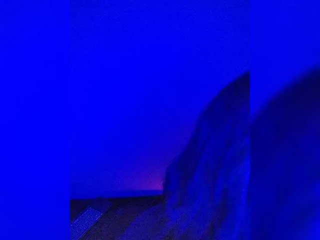 Bllowjoyy – webcam model profile photo Image 8