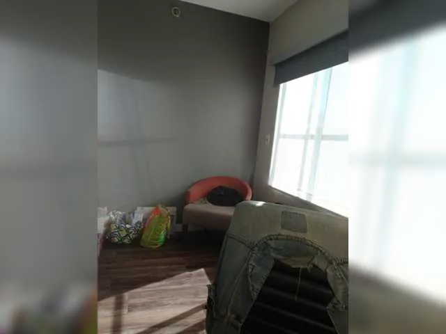 MiraKova – webcam model profile photo Image 11