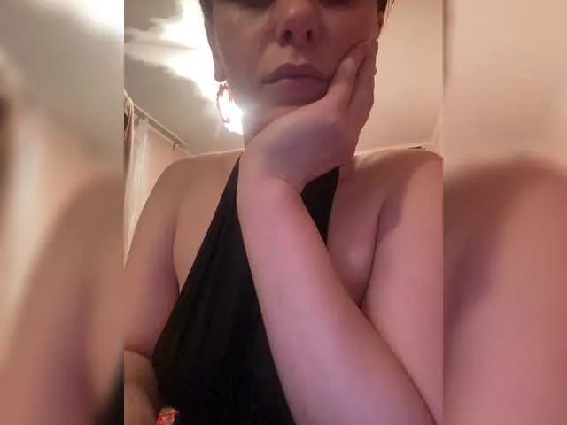 NatashaCeratti – webcam model profile photo Image 8