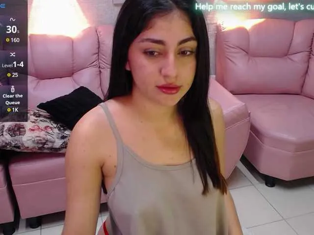 NatashaCeratti – webcam model profile photo Image 7