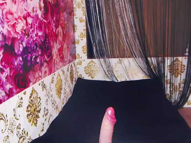 YasmienAtos – webcam model profile photo Image 14