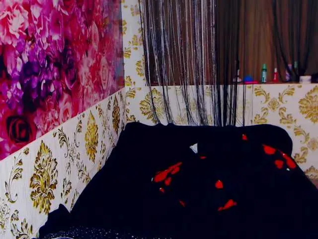 YasmienAtos – webcam model profile photo Image 8