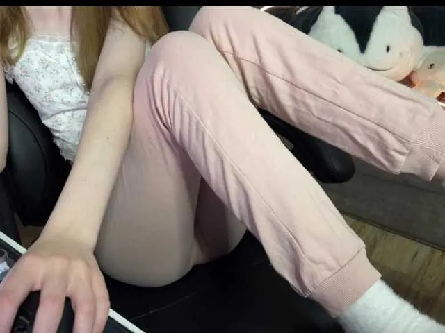 Alisa-Cheshirovna Image 4