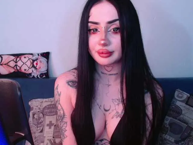 ErzabelLew – webcam model profile photo Image 16
