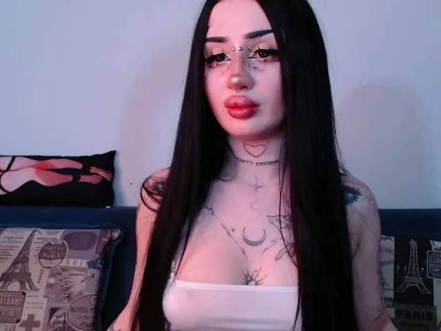 ErzabelLew – webcam model profile photo Image 19