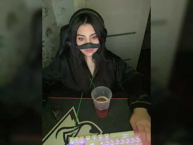 NatashaCeratti – webcam model profile photo Image 12