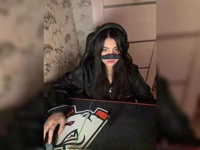 NatashaCeratti – webcam model profile photo Image 17