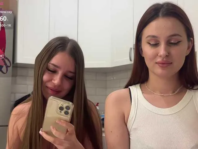 PaulaValdez – webcam model profile photo Image 6