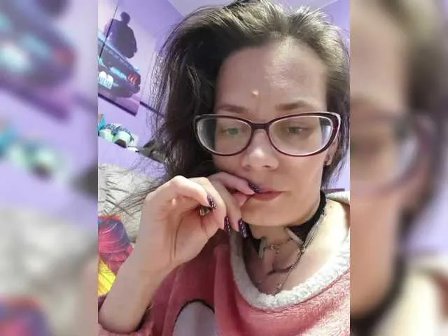 Kenzie – webcam model profile photo Image 15