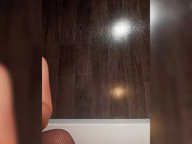 AnneHolt – webcam model profile photo Image 3