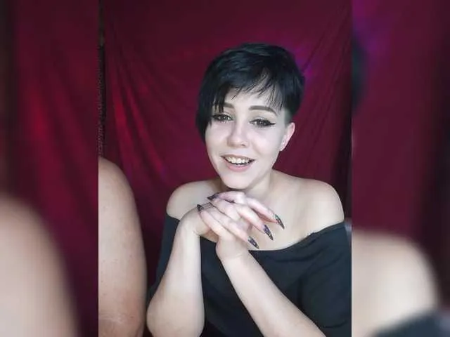 mc-Olivia – webcam model profile photo Image 6