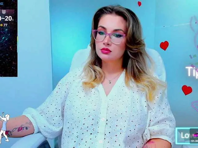 MiraKova – webcam model profile photo Image 4