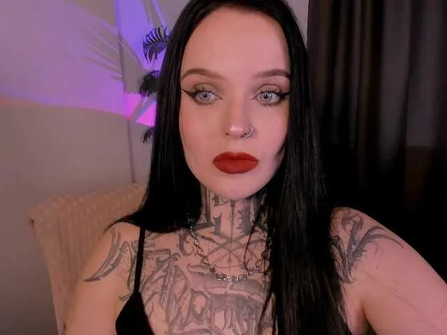 MiaPersy – webcam model profile photo Image 16