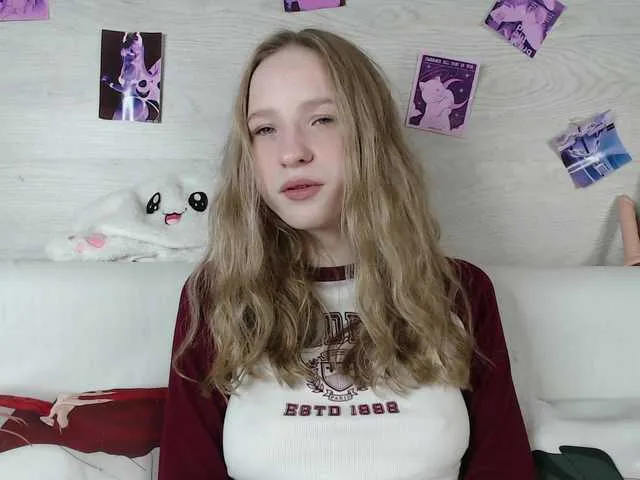Isabella – webcam model profile photo Image 10
