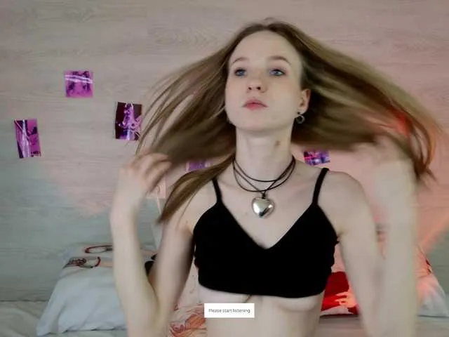 Isabella – webcam model profile photo Image 19
