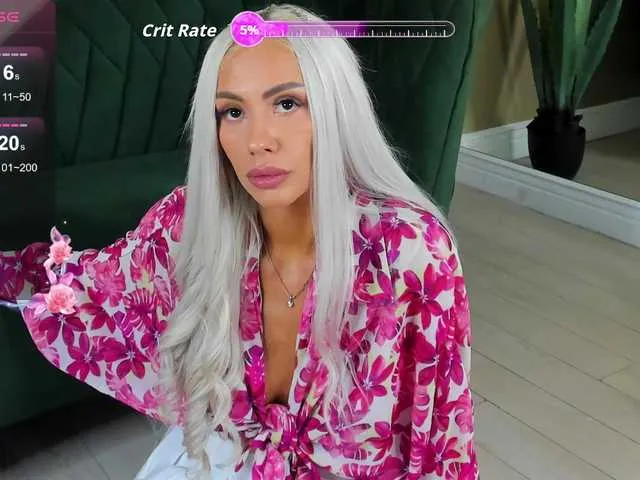 CarmelaAnthony – webcam model profile photo Image 8
