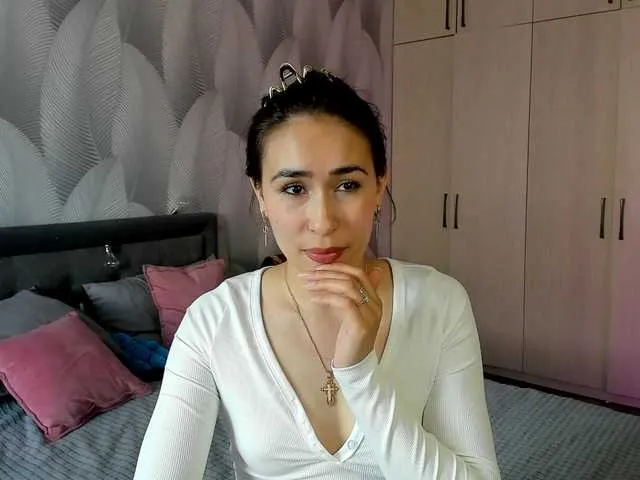NatashaCeratti – webcam model profile photo Image 6