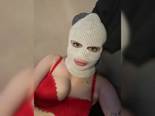 goldenalinee – webcam model profile photo Image 13