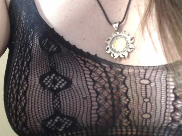 LisaBlair – webcam model profile photo Image 10
