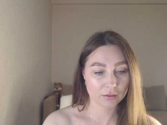 LisaBlair – webcam model profile photo Image 17