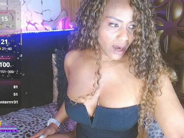elfinvibes – webcam model profile photo Image 2