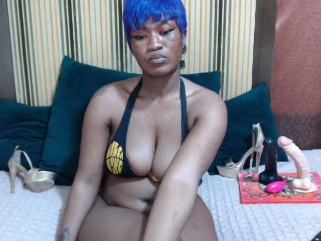 Yuna-ch – webcam model profile photo Image 2