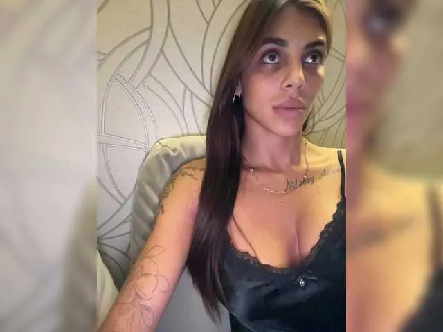 amelialorenz – webcam model profile photo Image 2