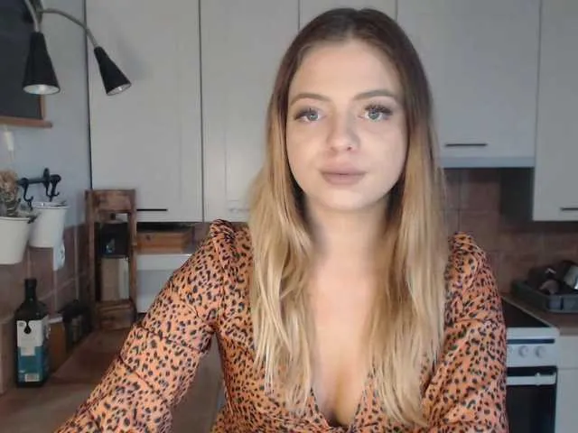 AKO_o0 – webcam model profile photo Image 19