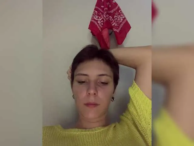 EstefaniaBrown – webcam model profile photo Image 13