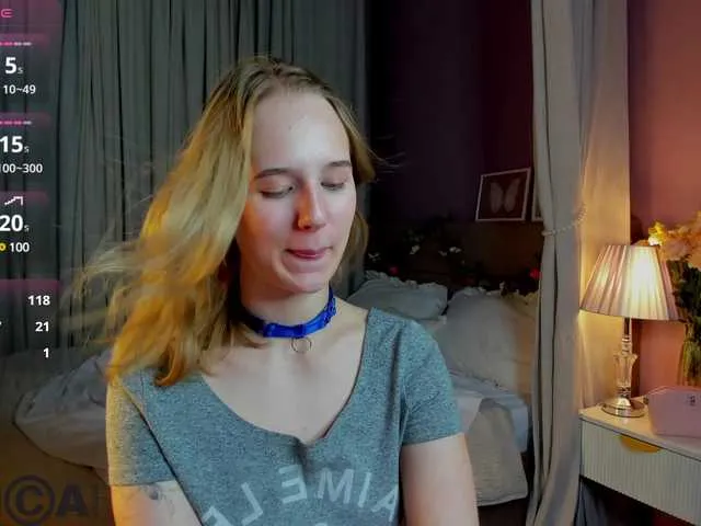 Dariadeluxe – webcam model profile photo Image 4