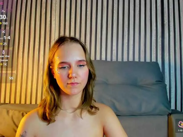 Dariadeluxe – webcam model profile photo Image 8