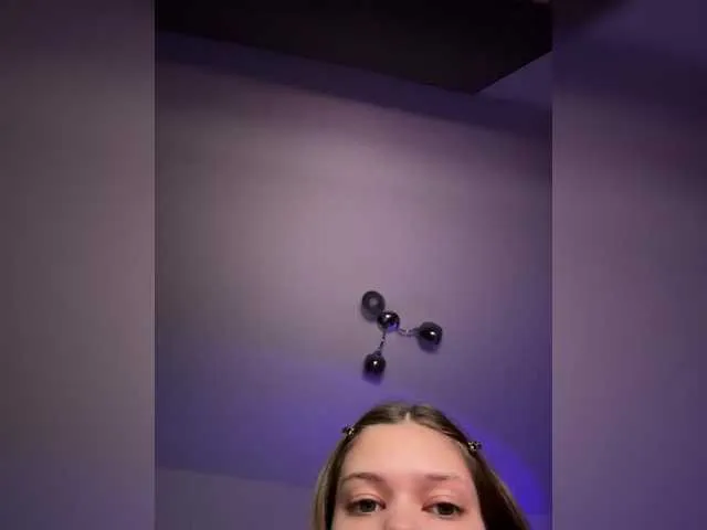 GracieCarter – webcam model profile photo Image 10