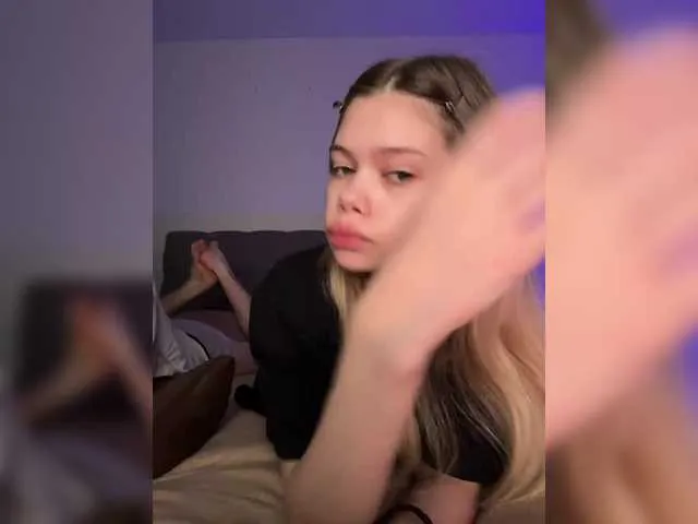 GracieCarter – webcam model profile photo Image 17