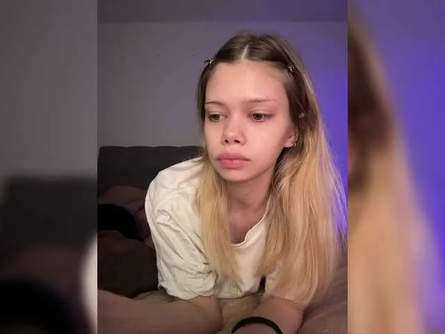 GracieCarter – webcam model profile photo Image 2