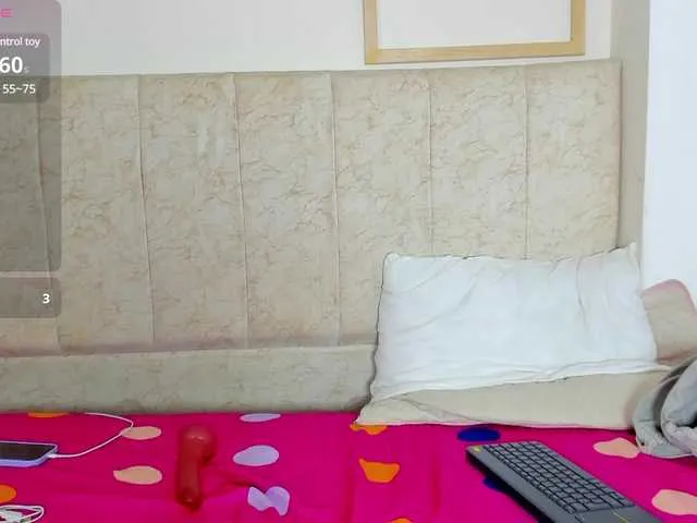 shaarebaare – webcam model profile photo Image 9