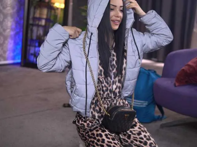 CherrySelena Image 12