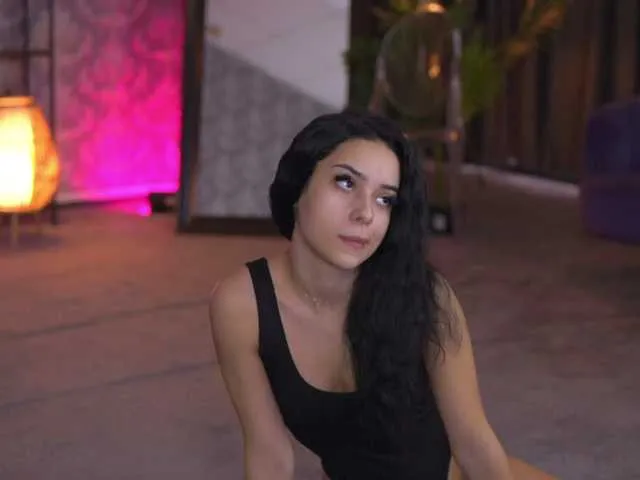 CherrySelena Image 4