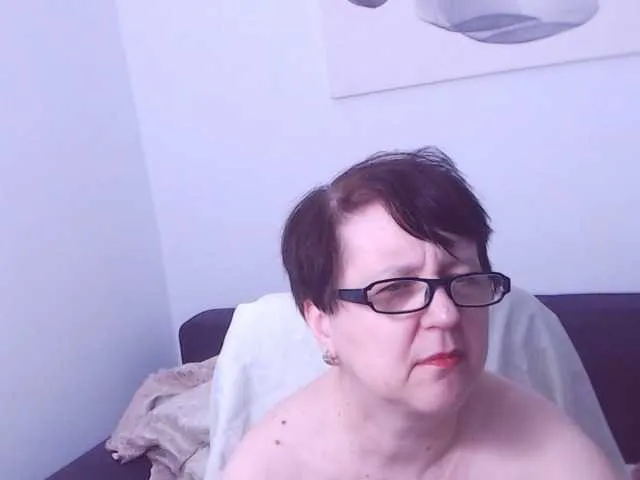 emma05 – webcam model profile photo Image 8