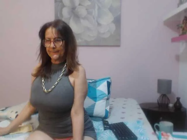 CindyCraw Image 18