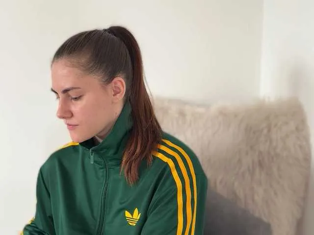 LunaDeVaal – webcam model profile photo Image 11