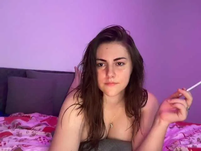 lovelly_molly – webcam model profile photo Image 3