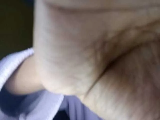 CleavageKING Image 13