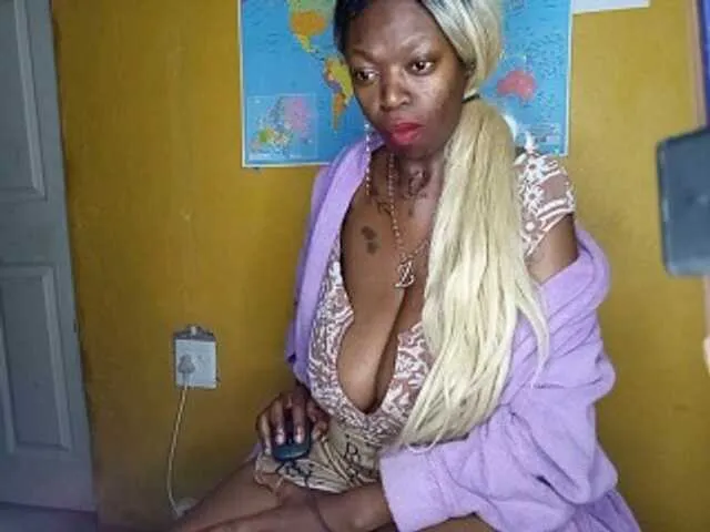 CleavageKING Image 16
